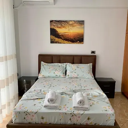 Maxus Apts Appartement *