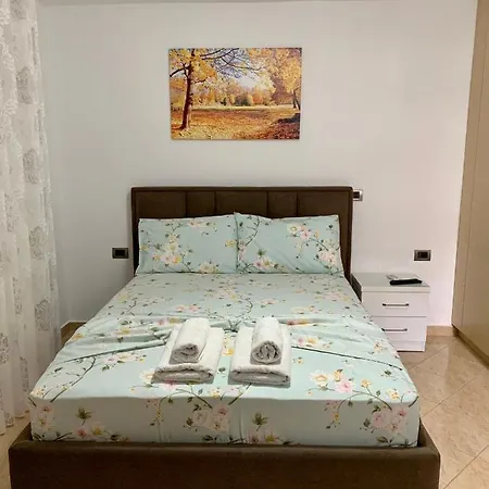 Maxus Apts Apartman *