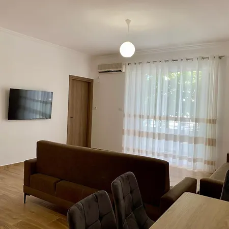 Maxus Apts Sarandë