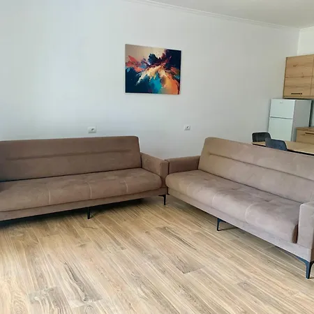 Maxus Apts * Sarandë