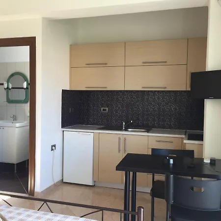 Maxus Apts