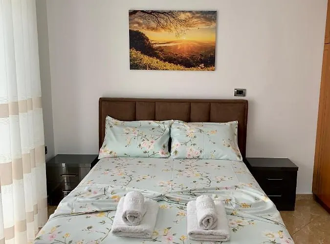 Maxus Apts Appartement *