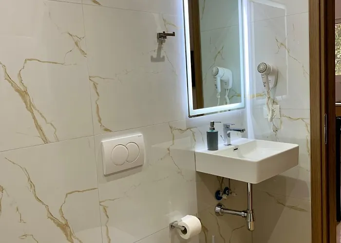 Maxus Apts Appartement Saranda